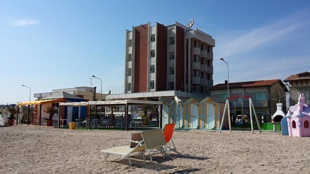 Hotel Ambassador Marotta Dış mekan fotoğraf