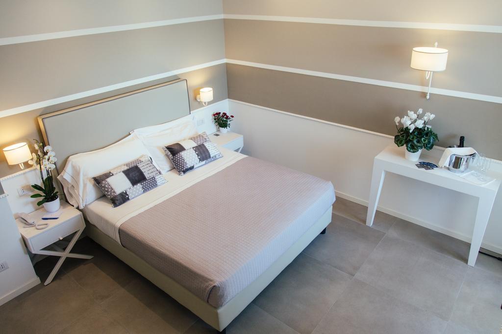 Hotel Ambassador Marotta Dış mekan fotoğraf