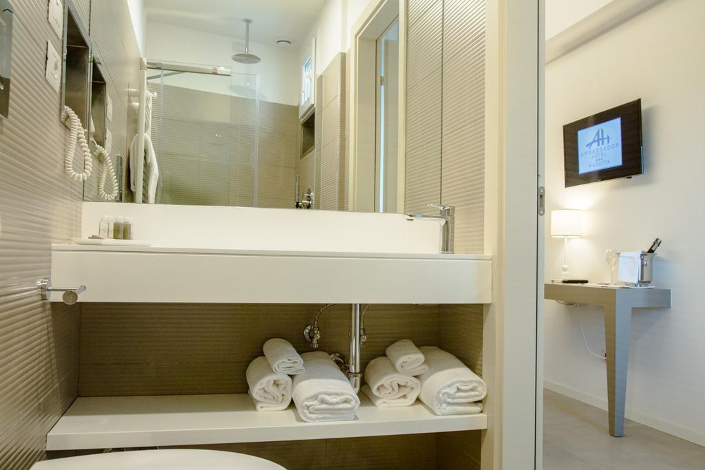 Hotel Ambassador Marotta Dış mekan fotoğraf
