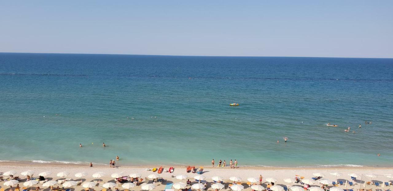Hotel Ambassador Marotta Dış mekan fotoğraf