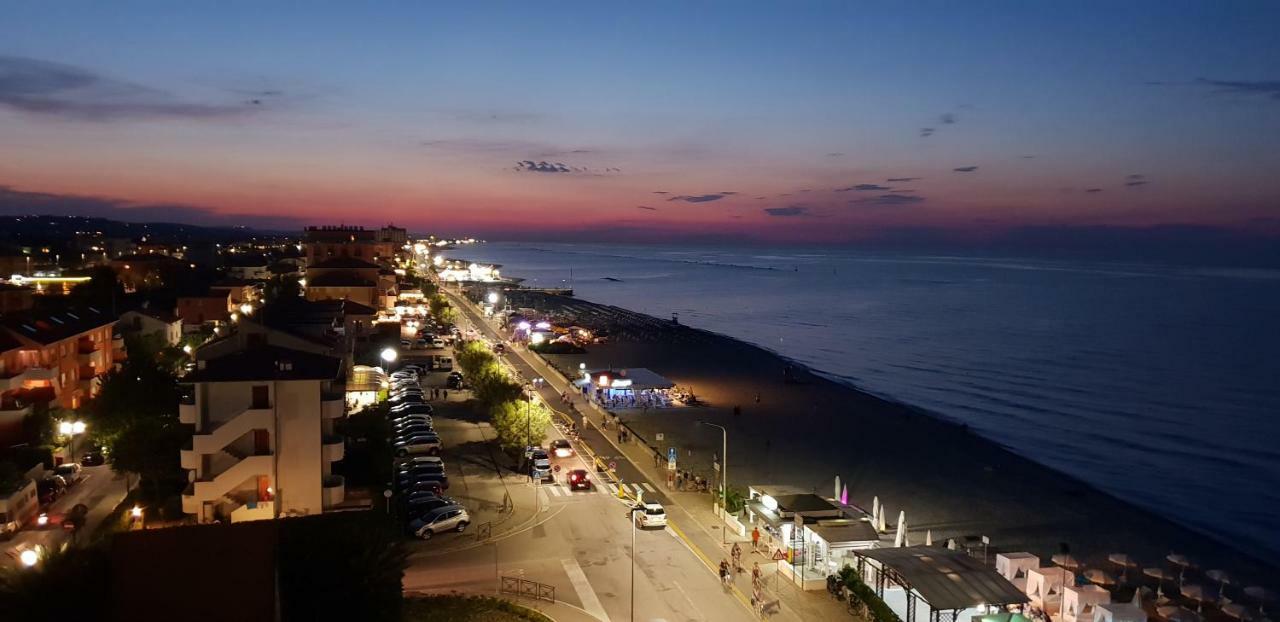 Hotel Ambassador Marotta Dış mekan fotoğraf